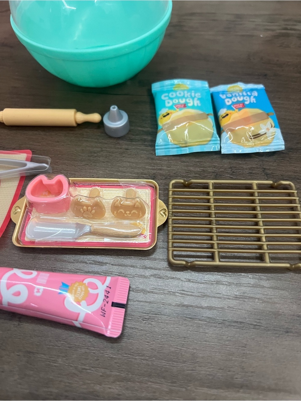 Miniverse Make It Mini From Scratch – Opened, Unassembled Complete Set - Picture 3 of 3